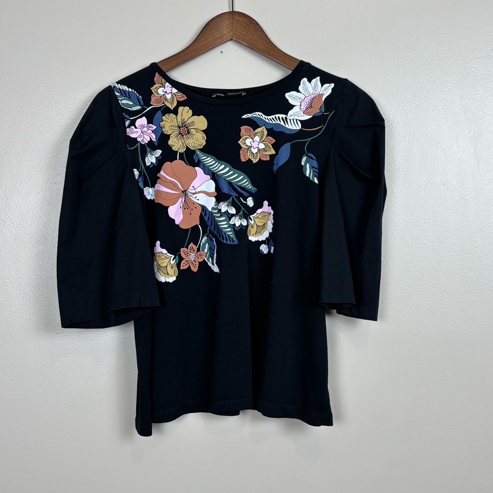 Zara Top Womens Medium Black Half Puff‎ Sleeve Floral Print Pull Over Blouse